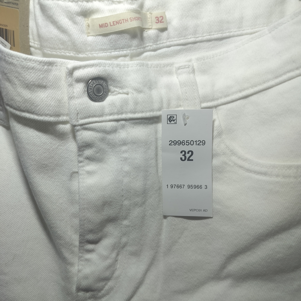 Levi’s Women’s White Denim Mid Length Shorts Size 32 Cuffed Hem New with Tags - Picture 7 of 7